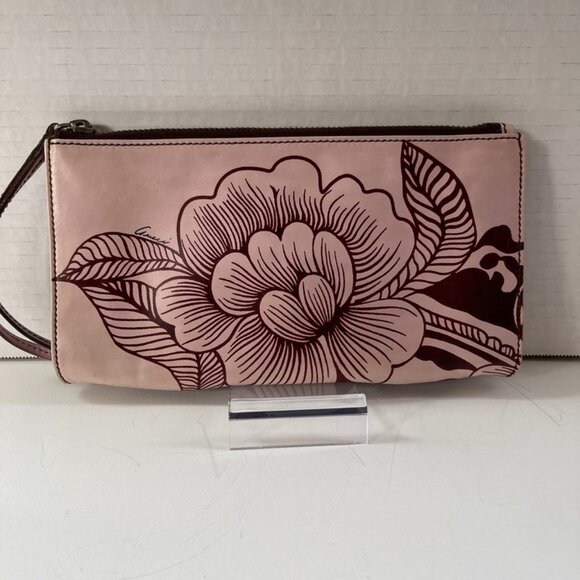 Gucci Pink/Burgundy Pouch/Clutch with Wrist Handle (153332) - Picture 1 of 9